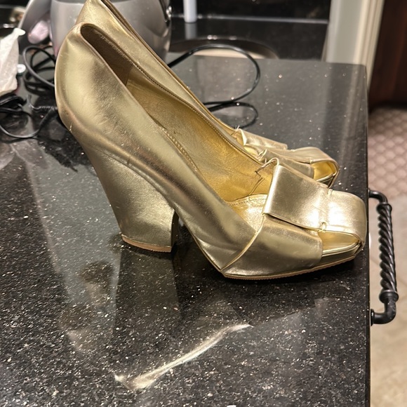 YSL heels - Picture 3 of 6